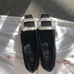 Roger Vivier Belle Satin Classic Crystal Flats